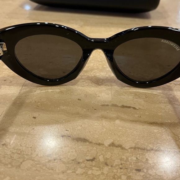 BRAND NEW BALENCIAGA BLACK CAT EYE SUNGLASSES! PERFECT MINT CONDITION! GORGEOUS! - Picture 5 of 12